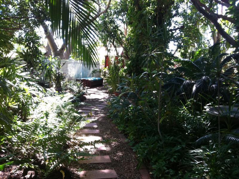 Pinctada Mcalpine House Hotell Broome Exteriör bild